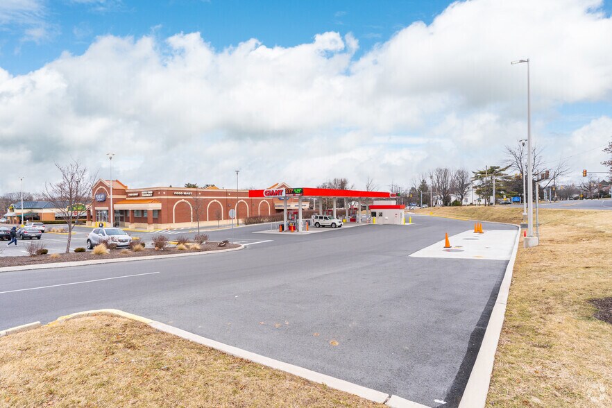 More Photos Of 1015 Club Ave, Bethlehem Unknown For Sale