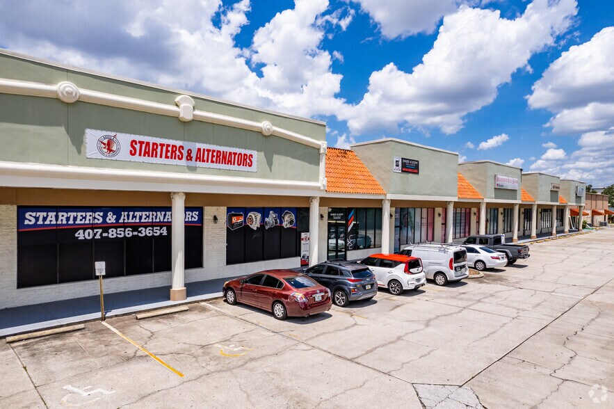 More Photos Of 9421 S Orange Blossom Trl, Orlando Unknown For Lease