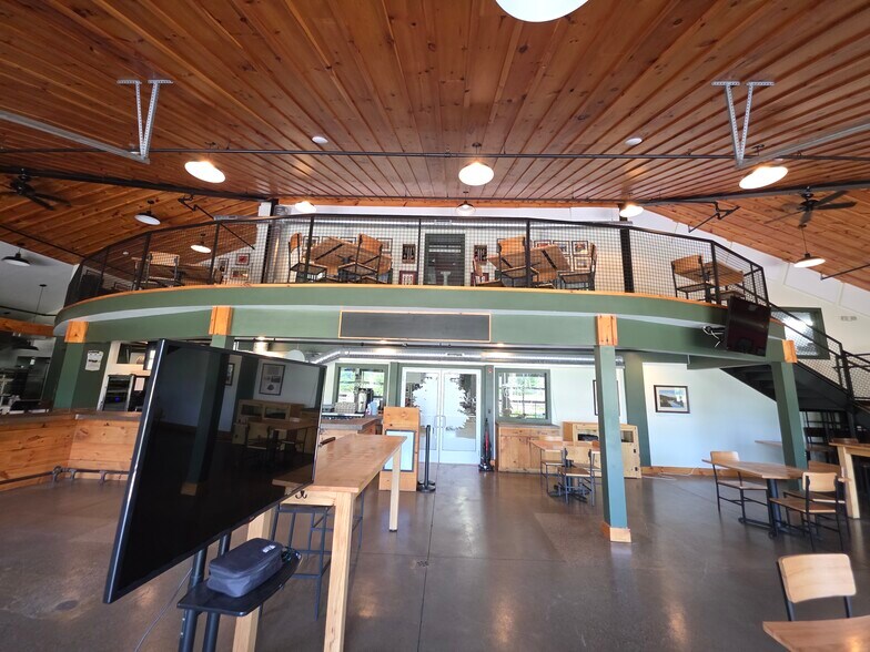 More Photos Of 4493 Walden Ave, Lancaster Office For Sale