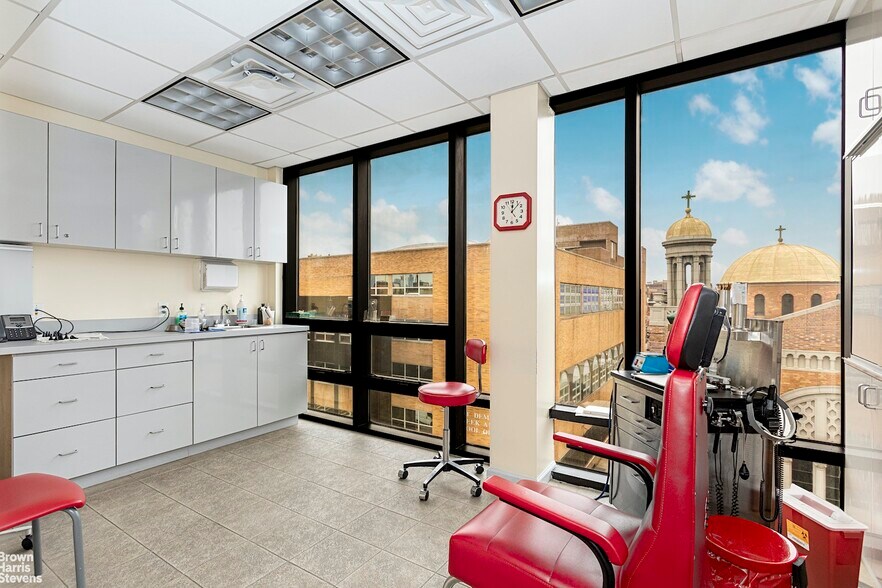 More Photos Of 30-16 30th Dr, Astoria Medical For Sale