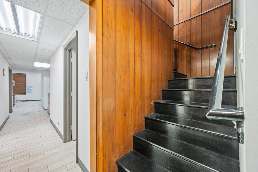 More Photos Of 3339 Fairview St, Pasadena Medical For Lease