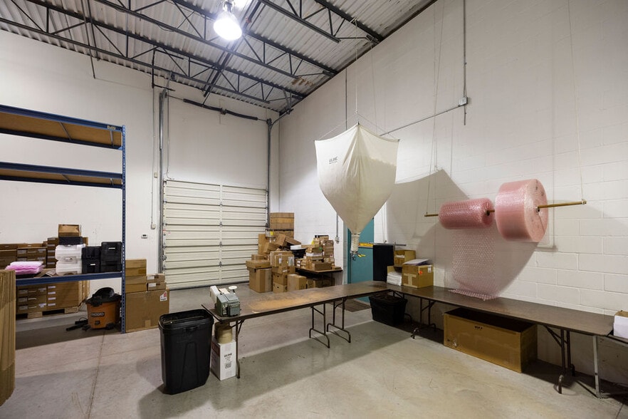 More Photos Of 3209 Terminal Dr, Eagan Warehouse For Sale