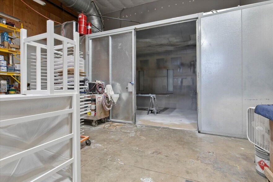 More Photos Of 1410 S Township Rd, Canby Warehouse For Sale