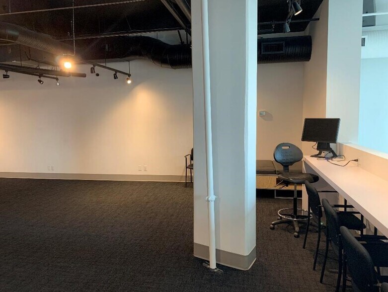 More Photos Of 638 Broughton St, Vancouver Office For Sale