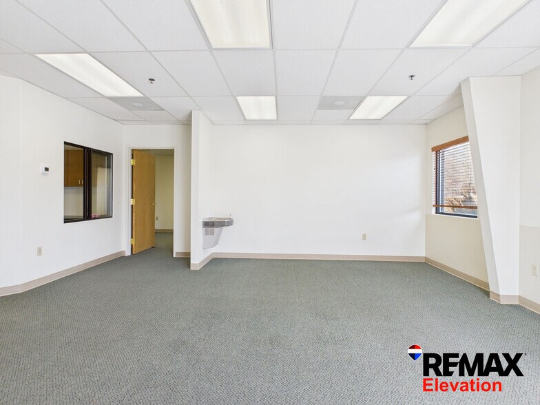 More Photos Of 156 N 6th St, Basin Office For Lease