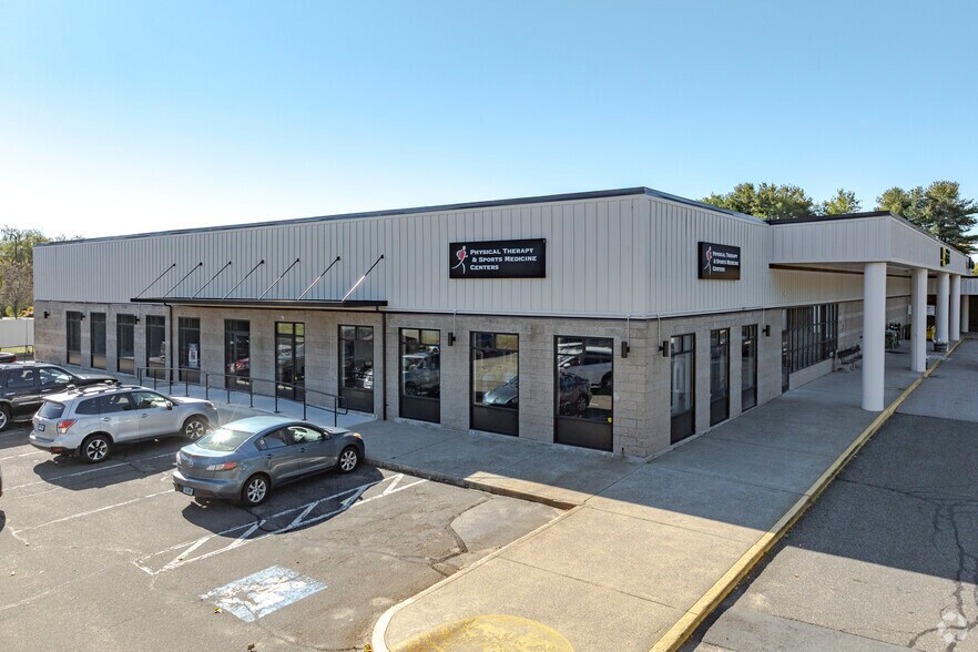 More Photos Of 125 Westbrook Rd, Essex Unknown For Lease