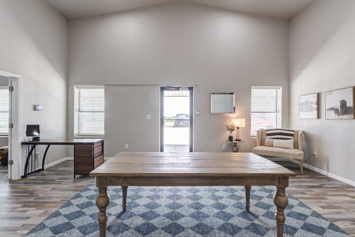 More Photos Of 10604 County 2500 rd, Lubbock Industrial For Sale
