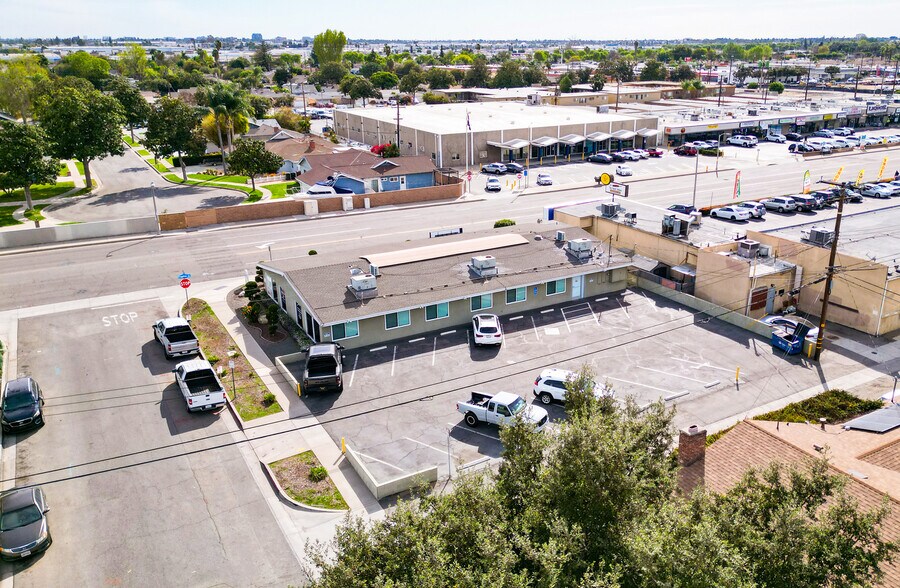 More Photos Of 1351 E Chapman Ave, Fullerton Office For Sale