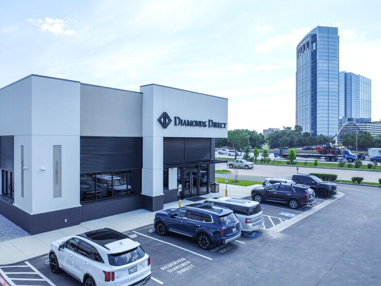 More Photos Of 27520 Interstate 45 N, Conroe Auto Dealership For Sale