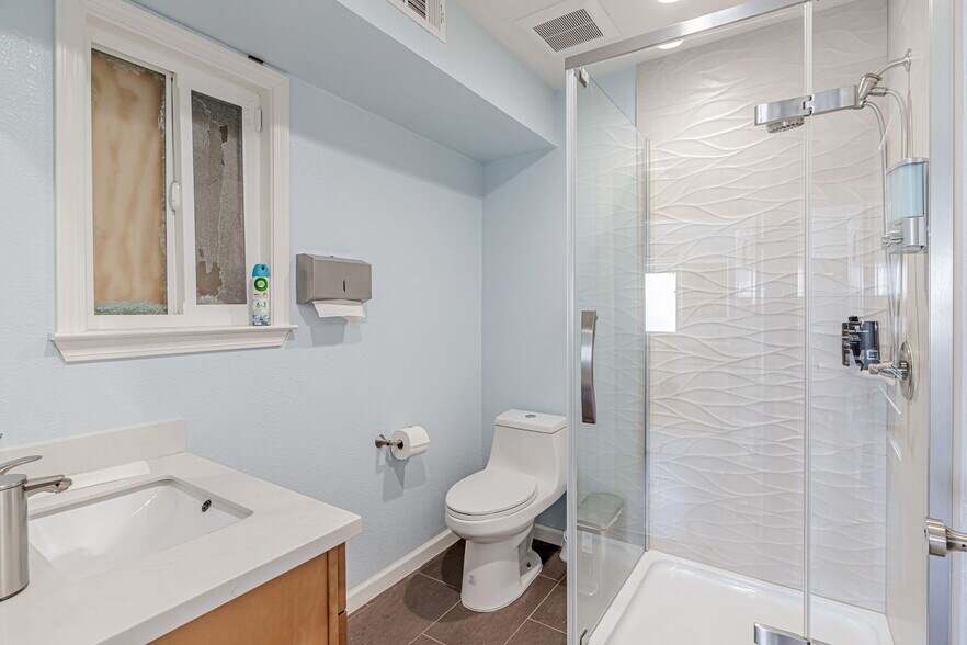 More Photos Of 1217 Park Ave, San Jose Office For Sale