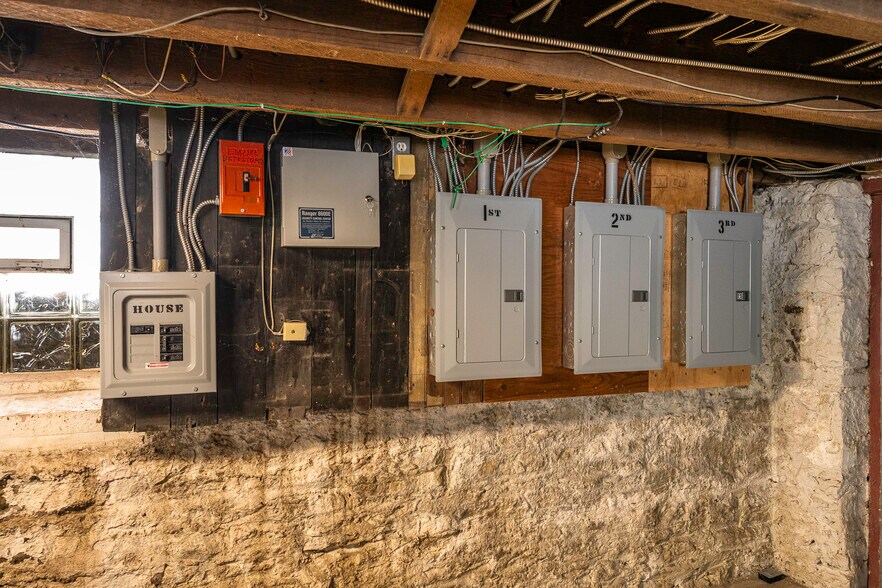 More Photos Of 174 Mariner St, Buffalo Multifamily For Sale