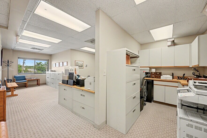 More Photos Of 22-24 East Ave, New Canaan Office For Sale