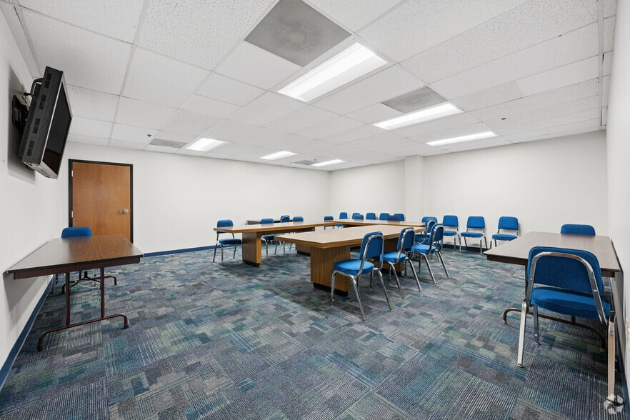 More Photos Of 4201 Patterson Ave, Baltimore Office For Sale