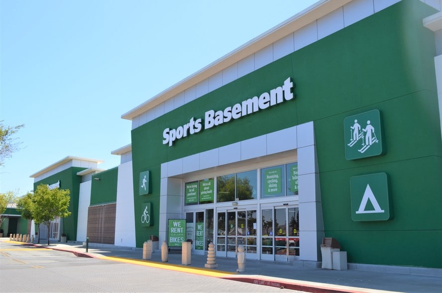 More Photos Of 200-400 Walnut St, Redwood City Unknown For Lease