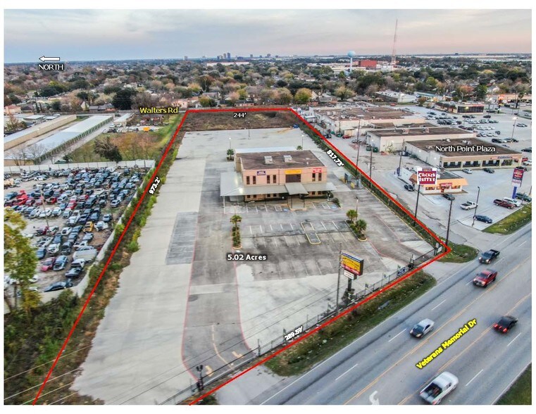 More Photos Of 11390 Veterans Memorial Dr, Houston Freestanding For Sale