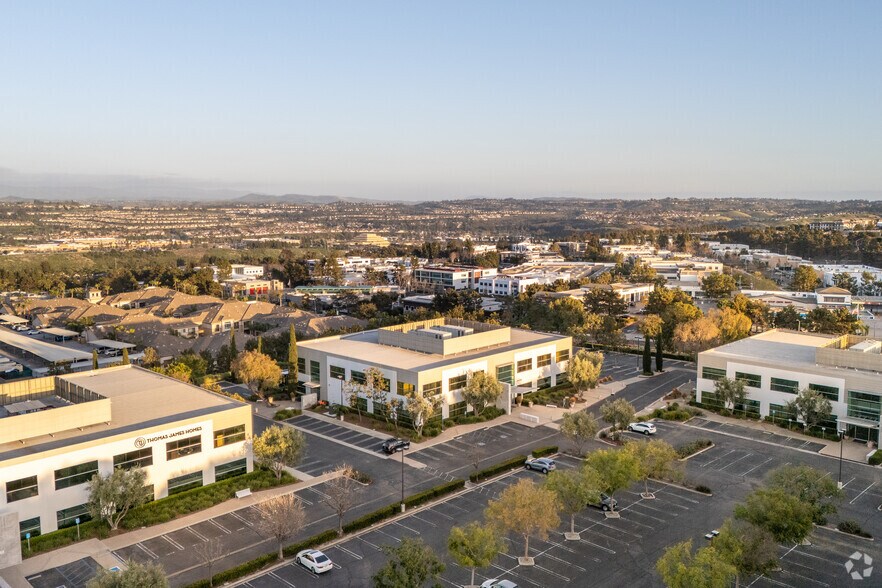 More Photos Of 26940 Aliso Viejo Pky, Aliso Viejo Office For Lease