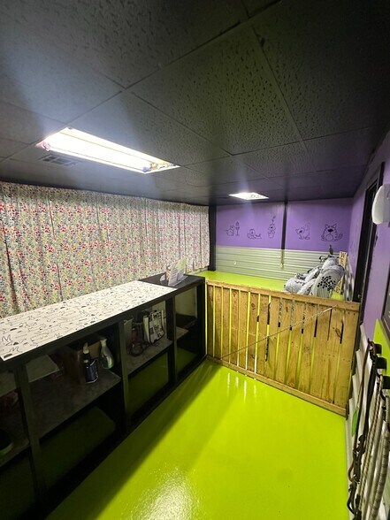 More Photos Of 465164 US-64 Hwy, Sallisaw General Retail For Sale