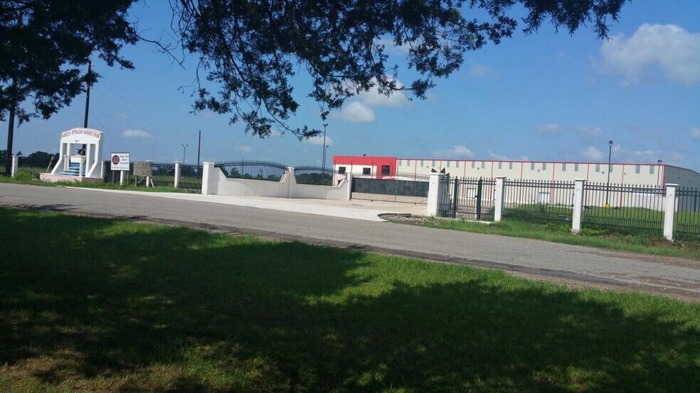 More Photos Of 25777 Nelson Rd, Hempstead Warehouse For Sale