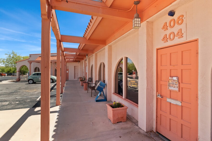 More Photos Of 400 Nevada Way, Boulder City General Retail For Sale