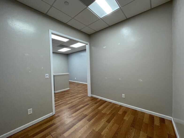 More Photos Of 1011-1021 Mason St, Vacaville Unknown For Lease