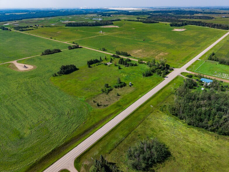 More Photos Of 56529 Range Rd 212, Rural Sturgeon County Land For Sale