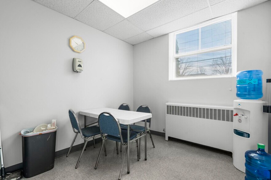 More Photos Of 385 Main St, West Haven Medical For Sale