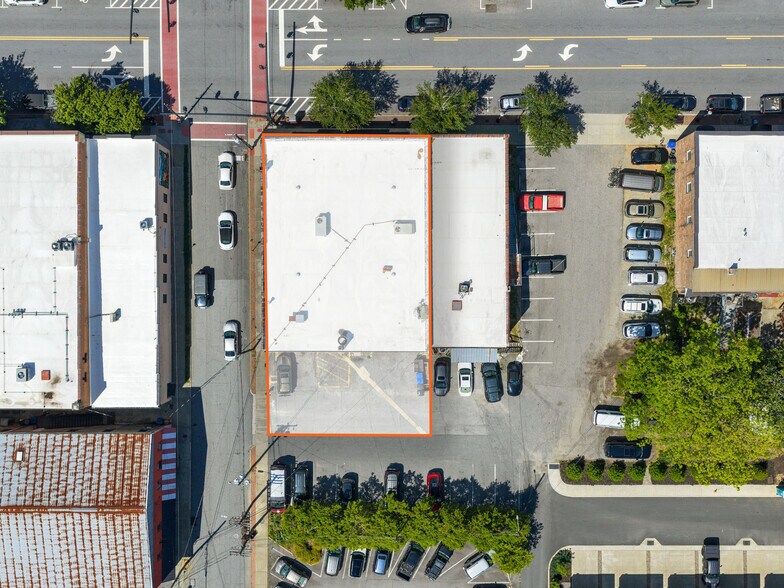 More Photos Of 76 E Main St, Brevard Restaurant For Sale