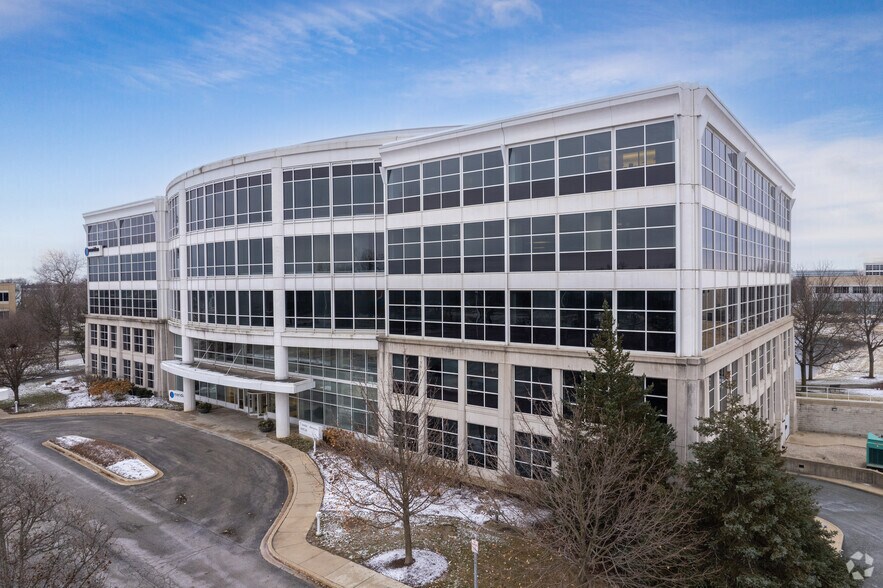 More Photos Of 9 Parkway Blvd N, Deerfield Office For Lease