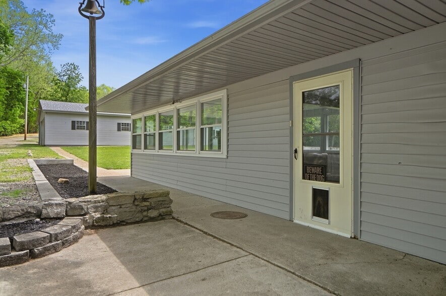 More Photos Of 2996 Millville Shandon Rd, Hamilton Specialty For Sale