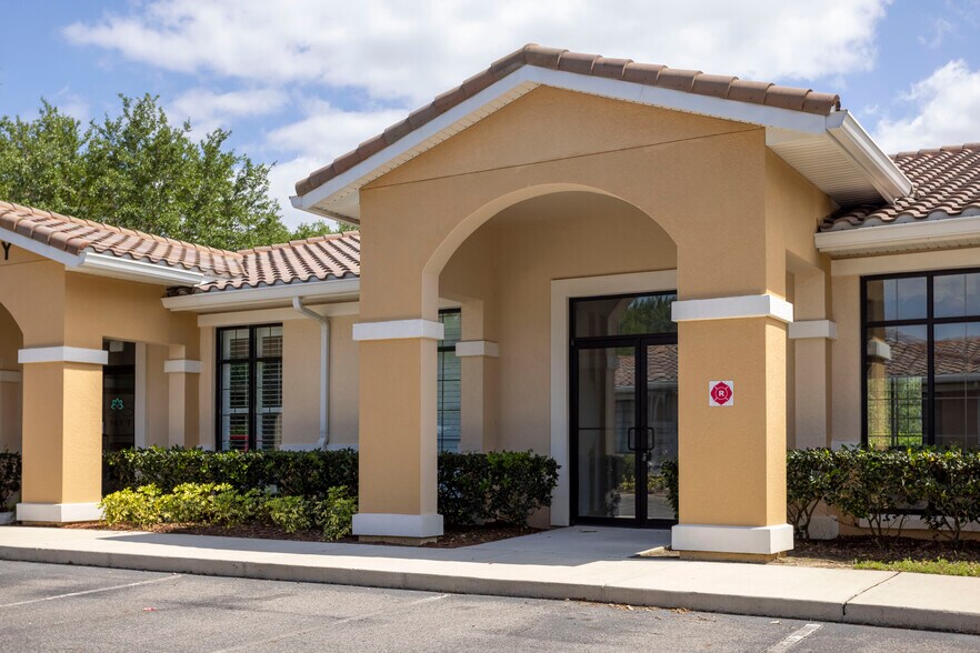 More Photos Of 17323 Pagonia Dr, Clermont Unknown For Lease