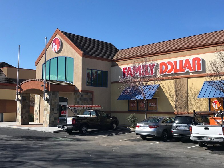 More Photos Of 4201-4221 Norwood Ave, Sacramento Unknown For Lease