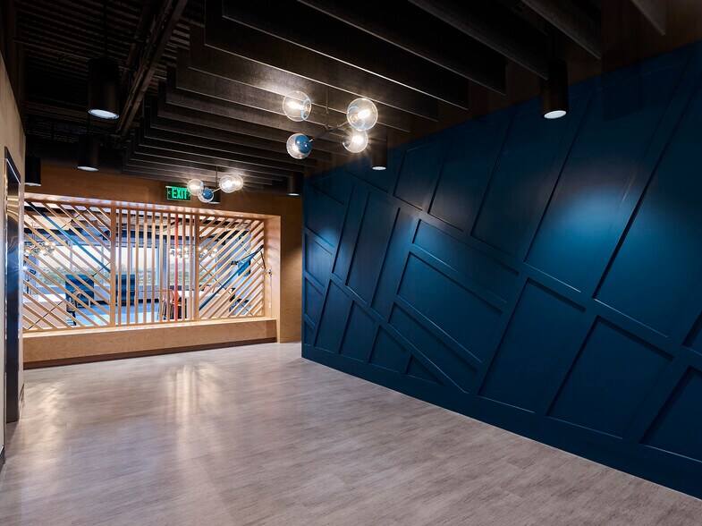 More Photos Of 10451 NW 117th Ave, Miami Coworking Space