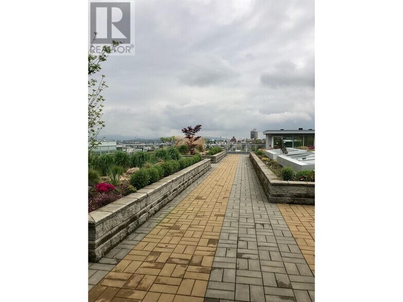 More Photos Of 550 W Broadway, Vancouver Office For Sale