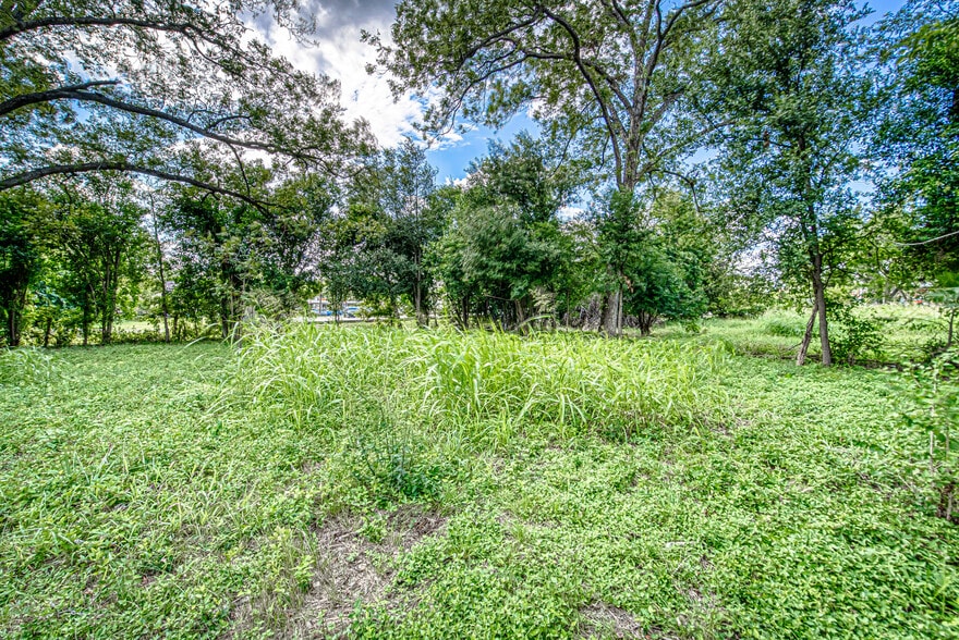More Photos Of 722 S LBJ, San Marcos Land For Sale