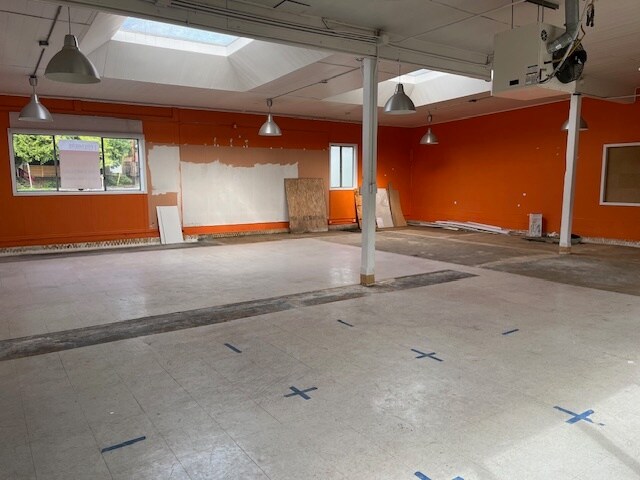 More Photos Of 7981 SE 17th Ave, Portland Freestanding For Sale