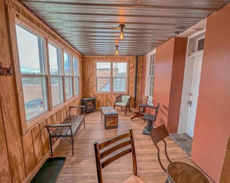 More Photos Of 243 High St, Mineral Point Flex For Sale