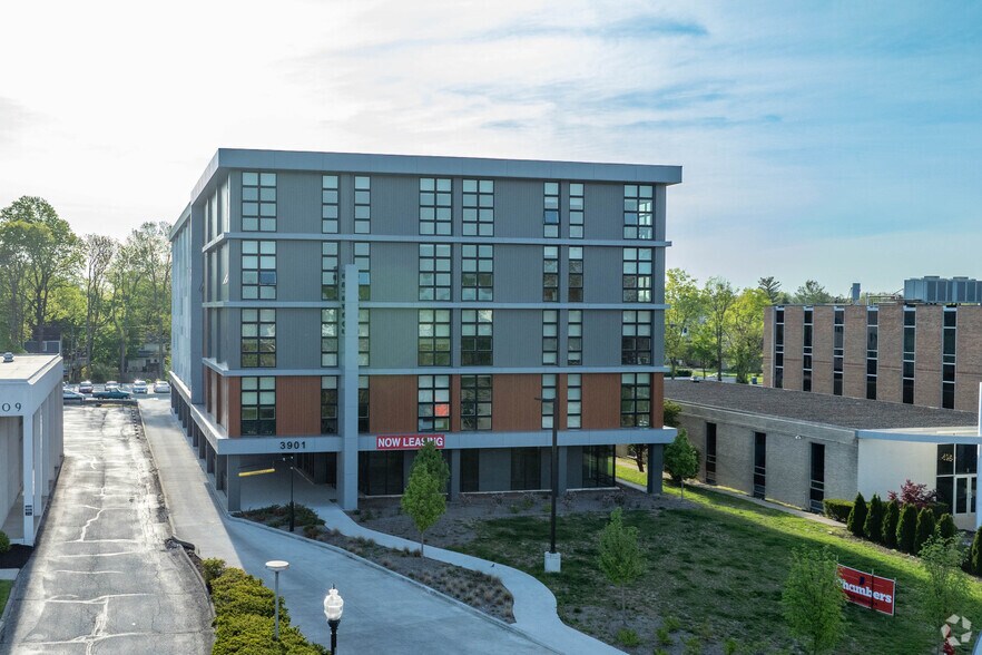 More Photos Of 3901 N Meridian St, Indianapolis Apartments For Lease