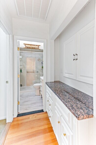 More Photos Of 860 Washington St, South Easton General Retail For Sale