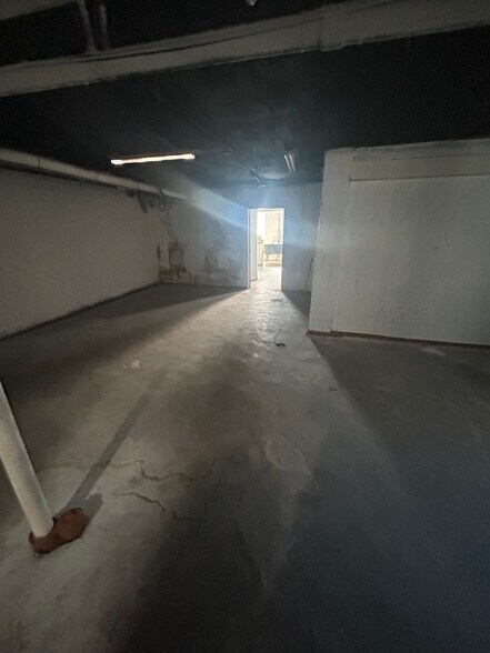 More Photos Of 3205 Kendall St, Detroit Apartments For Sale