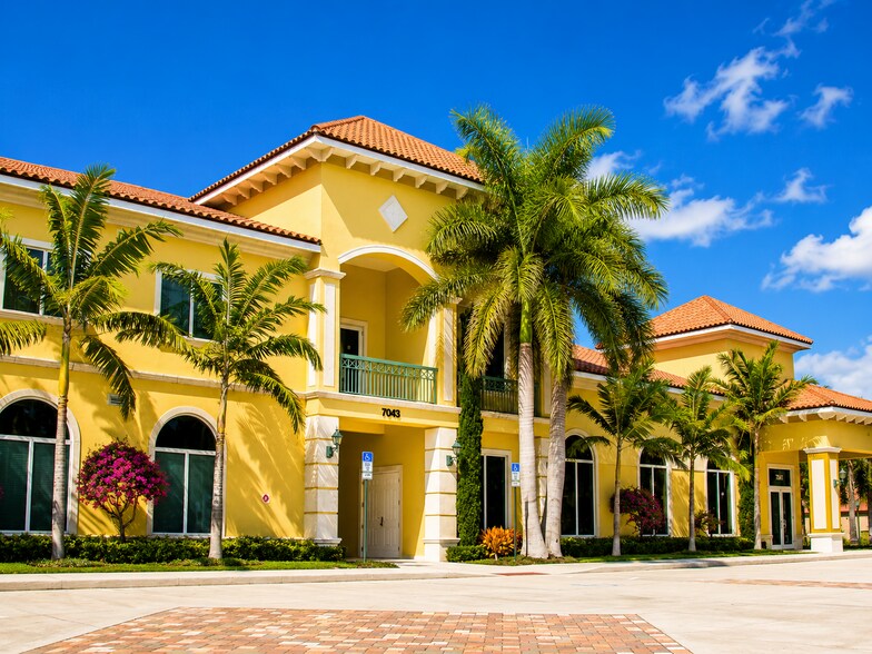 More Photos Of 7041-7043 S US Highway 1, Port Saint Lucie Medical For Lease