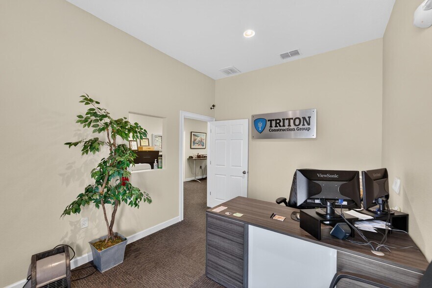 More Photos Of , Tampa Office For Sale