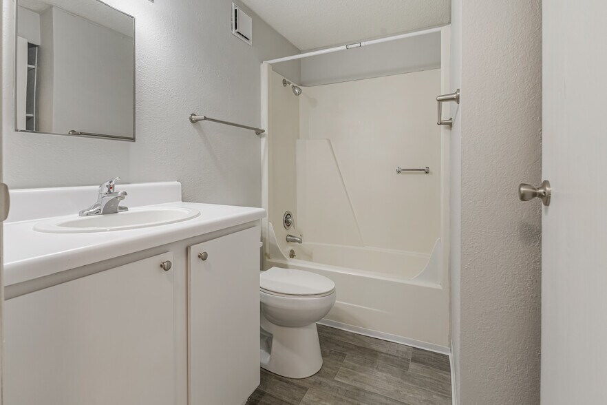 More Photos Of 18901-18933 Quercus St, Hudson Apartments For Sale