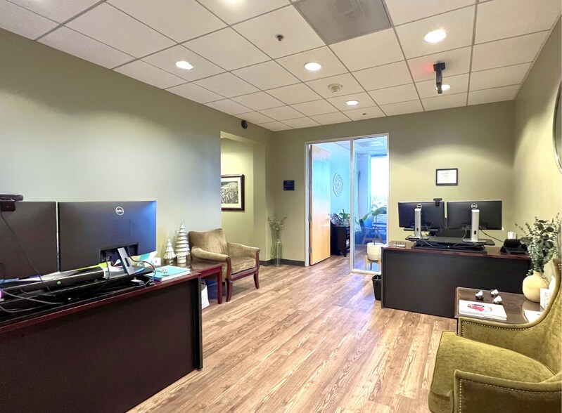 More Photos Of 1230 Rosecrans Ave, Manhattan Beach Office For Lease