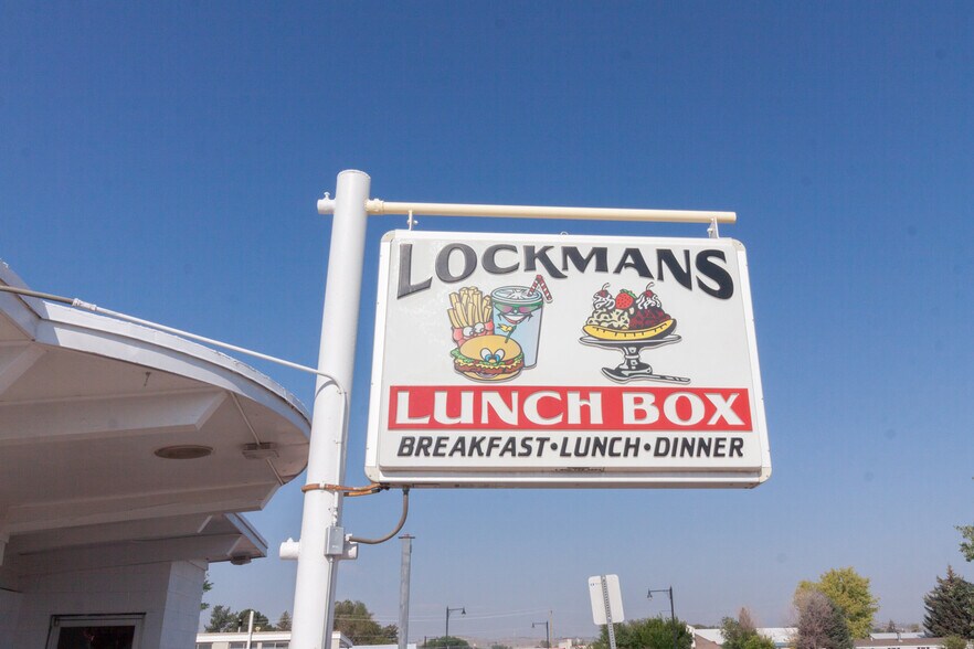 More Photos Of 262 E Whalen, Guernsey Specialty For Sale