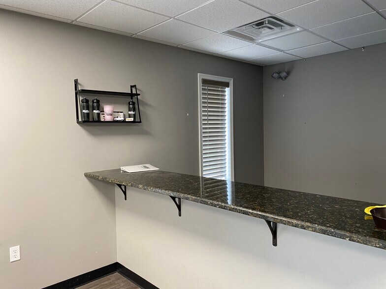 More Photos Of 1175 Gap Newport Pike, Cochranville Office For Lease