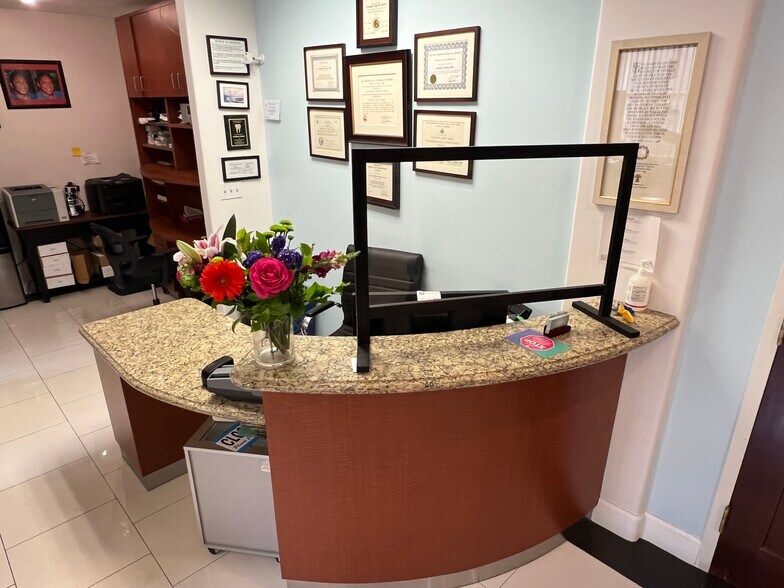 More Photos Of 490 Post St, San Francisco Healthcare For Lease