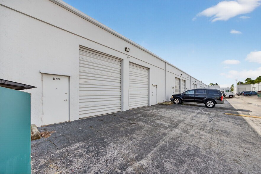 More Photos Of 16155 W 117th Ave, Miami Light Distribution For Sale