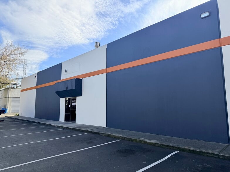 More Photos Of 3233-3283 De La Cruz Blvd, Santa Clara Warehouse For Lease