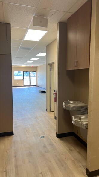 More Photos Of 90 Copper Cove Dr, Copperopolis Storefront For Lease