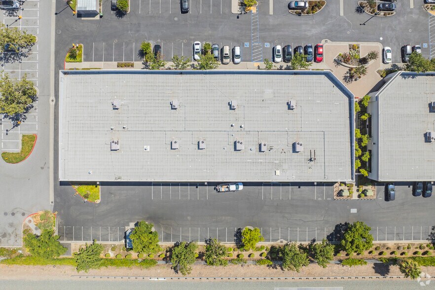 More Photos Of 3089-3113 Skyway Ct, Fremont Research And Development For Lease